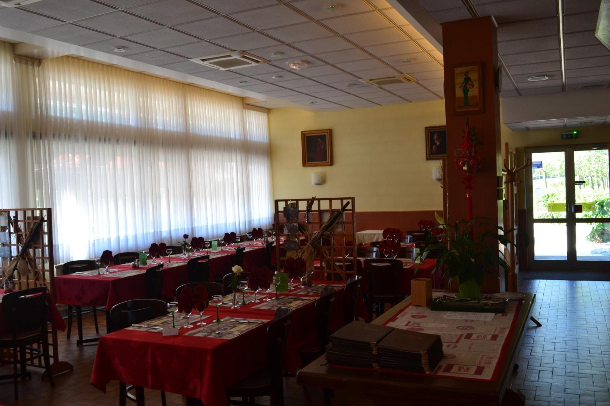 Hotel Restaurant Niemerich Pulversheim Zewnętrze zdjęcie