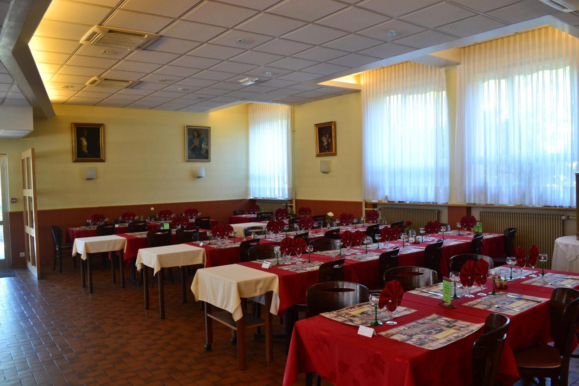 Hotel Restaurant Niemerich Pulversheim Zewnętrze zdjęcie