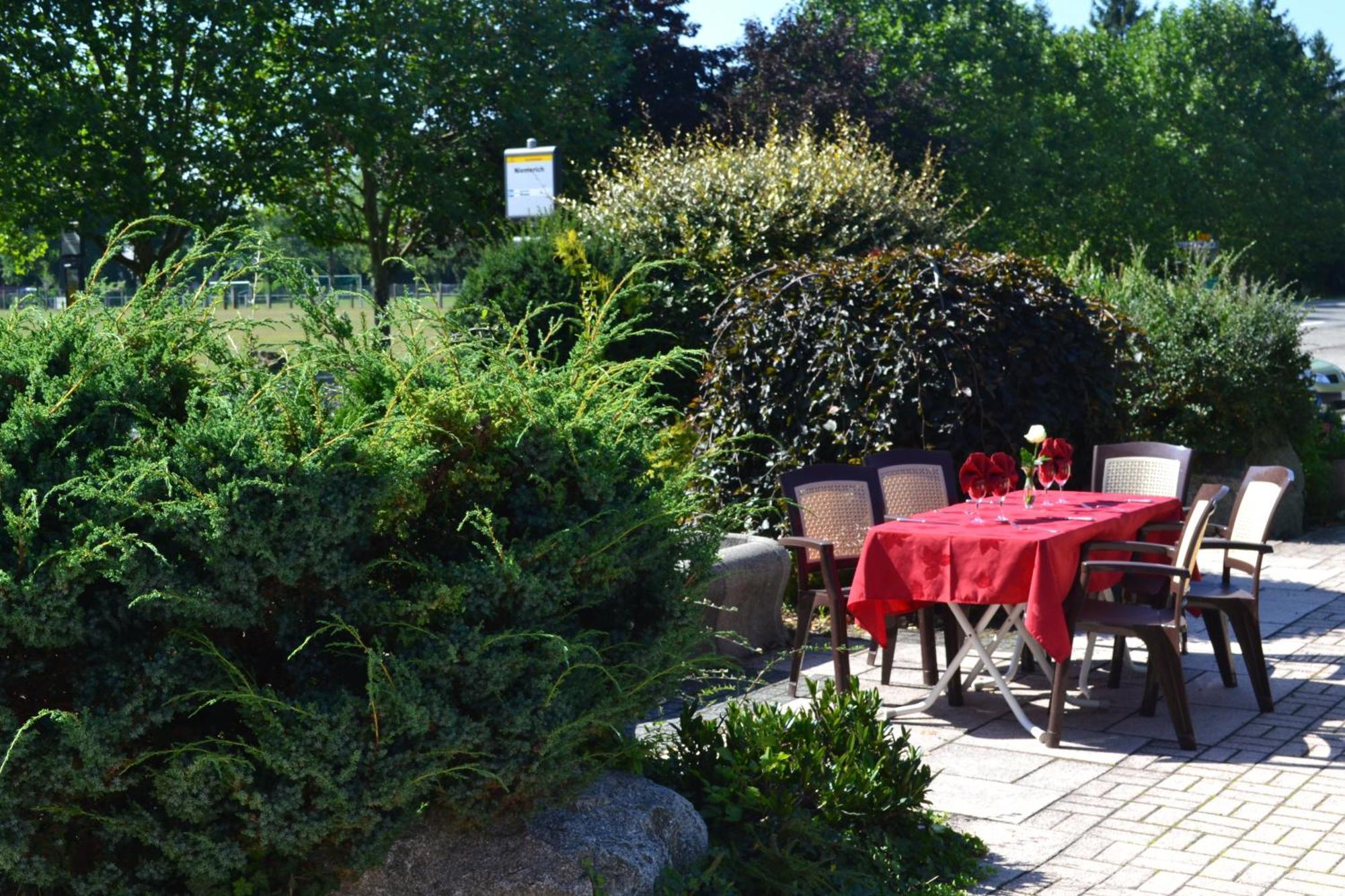 Hotel Restaurant Niemerich Pulversheim Zewnętrze zdjęcie